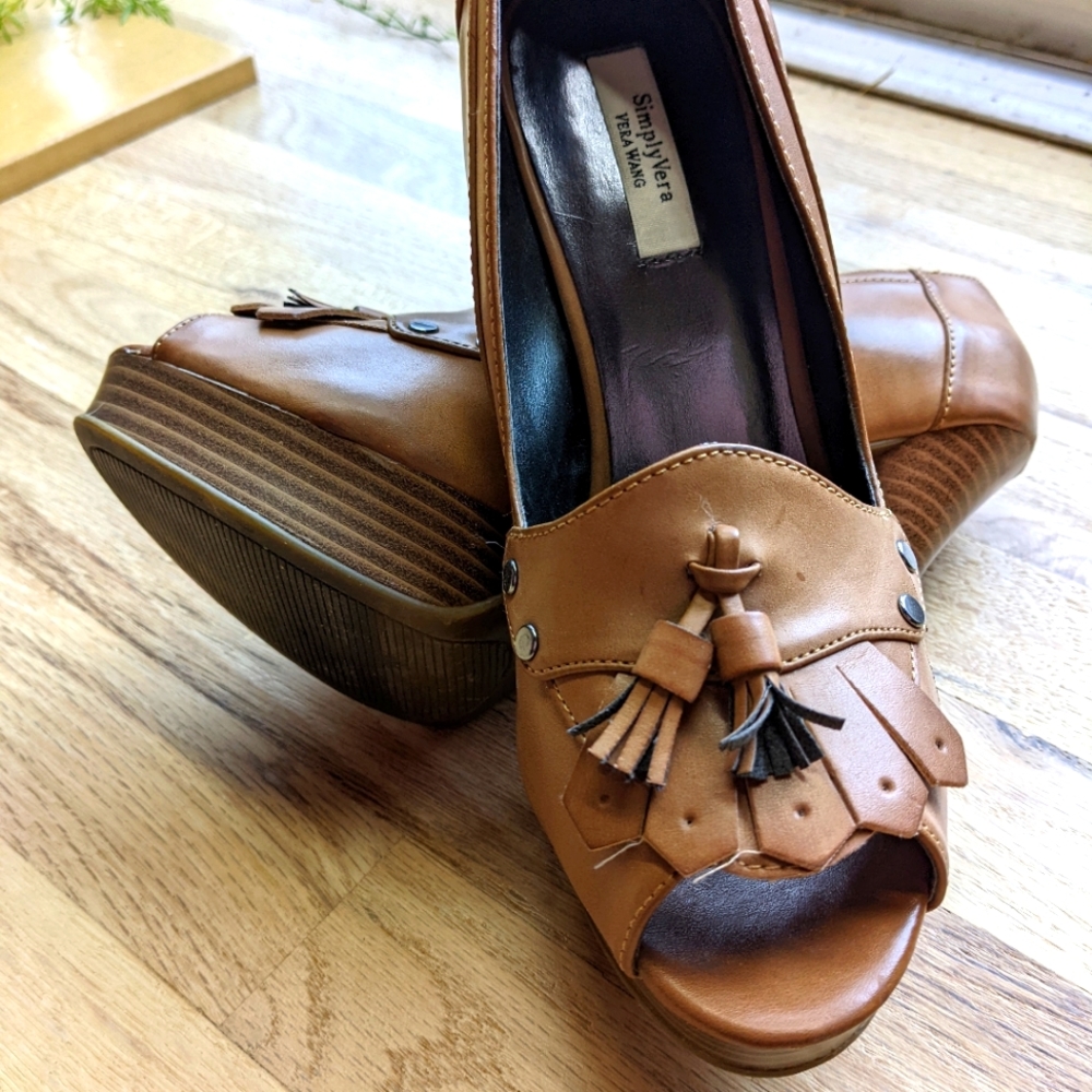 Simply Vera Wang Leather Platform Heels
